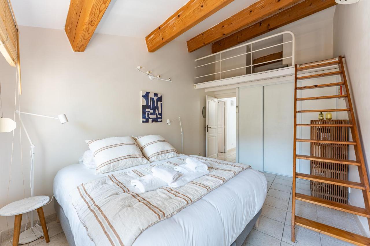 A La Calanque - Jolie Maison En Bord De Mer Марсель Экстерьер фото