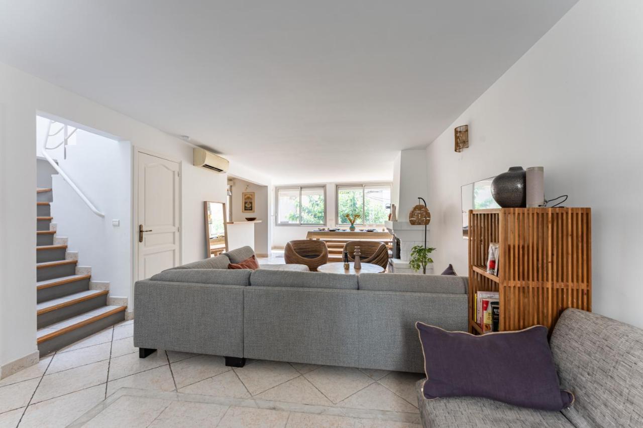 A La Calanque - Jolie Maison En Bord De Mer Марсель Экстерьер фото
